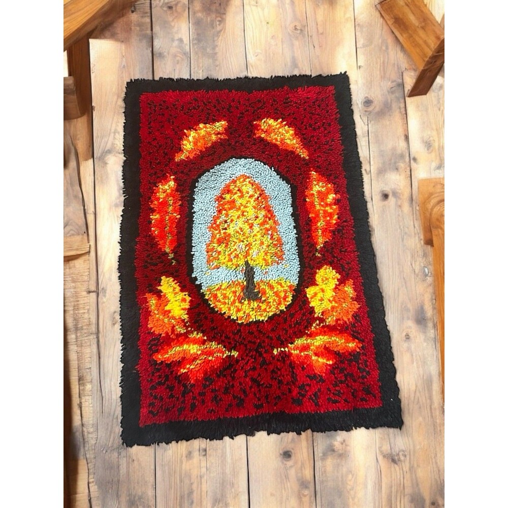 Vtg 1970s Tree Latch Hook Rug Wall Hanging Yarn Art Boho Hippie 34x23"